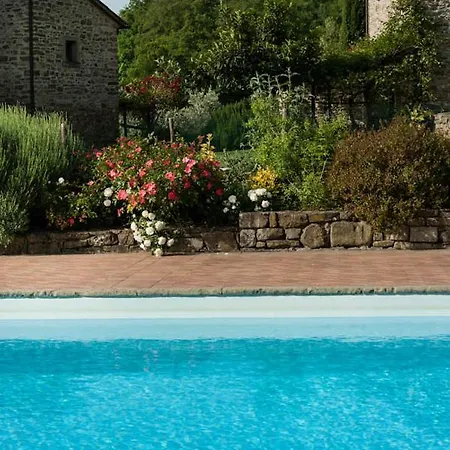Sleeps 2 Pool Air Con Wifi Subbiano